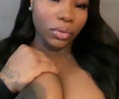 Wet & Wild Becky Awaits 💋💦🍑 - Image 3