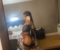 Petite Paradise Awaits 💋🍑 Unleash Your Fantasies 💦✨ - Image 4