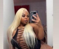 5-Star Soaker Ready to Play 💦💋 Backdoor Bliss 🍑😘 - Image 2