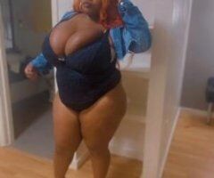 Curvy Dream Awaits 💋🍑 Squirt Queen in Sin City 💦🔥 - Image 3