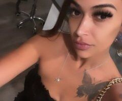 Seductive Curves & Hot Vibes in Sac! 💋🔥🍑 - Image 5