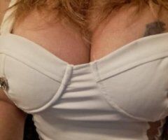 💋 Sizzling Sweetheart Craving Your Touch 🍑🔥 - Image 5
