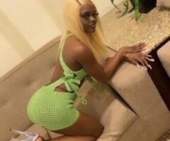 Tucson's Petite Ebony Temptress 💋🍑 - Image 3