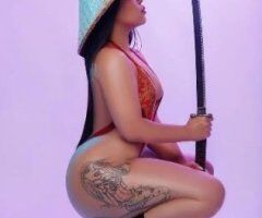 🍑 Exotic Asian Temptress: Curves & Class in Paradise 💋✨