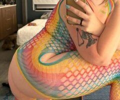 Juicy Katt Awaits You 💦🍑 Dive In Now! 😘💋 - Image 5