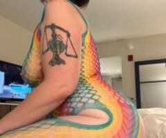 Juicy Katt Awaits You 💦🍑 Dive In Now! 😘💋 - Image 7