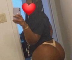Greenville's Wet Dream 💦💋🍑 Ready for Fun! - Image 4
