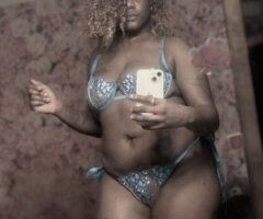Sweet Southern Charm Awaits 🍑💋 Come Get a Taste! - Image 3
