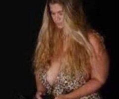 Busty Blonde BBW MILF Awaits 💋🍑💦 Vegas Fun - Image 7