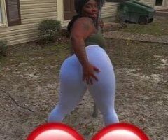 🔥 Khloe's Wild West Palm Fun 💦 Ready to Play? 🍑😘 - Image 4