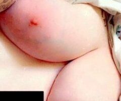 Juicy Delight 🍒💋 Satisfaction Guaranteed! - Image 5