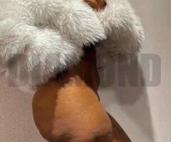 🔥 Diamond's Boston Delight 💋🍑 Ready to Play? 💦😘 - Image 2