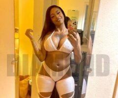 🔥 Diamond's Boston Delight 💋🍑 Ready to Play? 💦😘 - Image 3