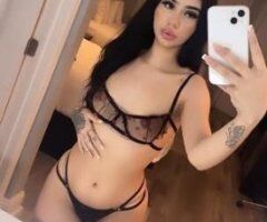 Manhattan's Curvy Delight 🍑💋 Limited Time Only! 💦