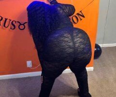 Juicy BBW Delight 🍑💋 Ready for You Tonight! - Image 2