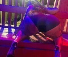 Thick & Juicy Delight 🍑💋 Ready to Play! 💦 - Image 2