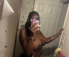 Sizzling Sensations in Albany 🔥💋 24 - Image 2