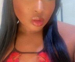 🔥 Akron's Tempting Tease 💋 Your Private Escape Awaits! 🍑💦 - Image 5