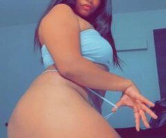 🔥 Little Rock's Ultimate MILF Fantasy 💋🍑 - Image 9