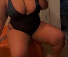 Curvy Delight 🍑💋 Charleston’s Sensual Secret 🌟🔥 - Image 5