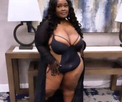 Thick & Tempting BBW 💋 Ready to Play 🥵💦 - Image 4
