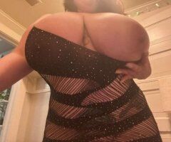 Busty Boise Playmate Ready for Fun 💋🍑💦 - Image 5