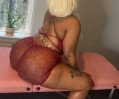 Curves & Command: Your Exclusive Fantasy🍑💋💦⭐