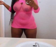 NYC's Juicy Temptation Awaits 🍑💋🔥 - Image 2