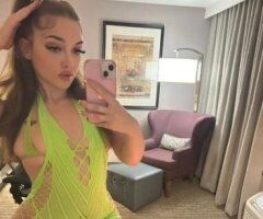 Curvy Russian Tease in Olympia 💦🍑💋 - Image 5