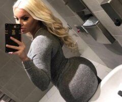 Platinum Blonde Dream 🍑💋 Ready to Play in SFV 💦 - Image 11