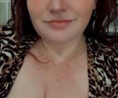 🔥 Knoxville's Naughty Gem Awaits 💋🍑 Let's Play! 😘💦 - Image 4