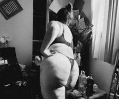 Sultry BBW Temptress 💋 Ready to Thrill You 💦🍑 - Image 2