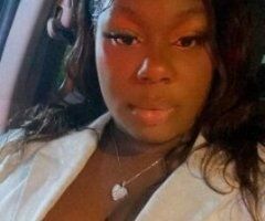 Thick Haitian BBW: Dive Into Pure Pleasure 💦🍑 - Image 3