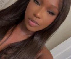 🍫 Busty Bombshell Awaits 🍑🔥 25
