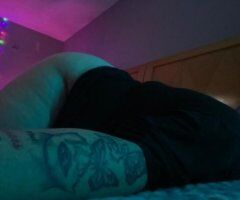 Huntsville's Throat Goat Awaits 💦👅💋