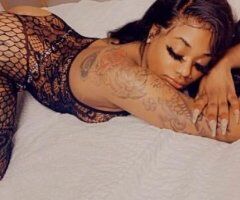 Savannah's Sultry Goddess Awaits 💋🍑💦