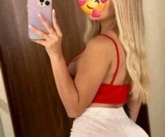 Lexington's Blonde Bombshell 🍑💦 Ready for You! - Image 3