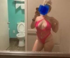 Curvy Blonde Temptation 💋🍑 Ready to Play in Panama City 🌴💦 - Image 3