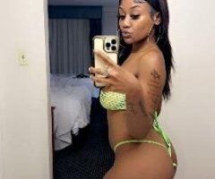 🔥 21 & HOT! Dive into Desire 💦💋 Phoenix's Finest - Image 4
