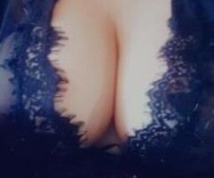 Busty Southern Belle Ready to Thrill 💋🍑💦 - Image 4