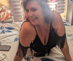 🔥 Sexy MILF & TS Delight – Your Ultimate Trio Fantasy! 💋🍑 - Image 7