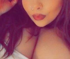 Visalia's Slippery Seduction 💦🍑 Ready for You 😘💋