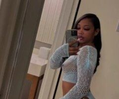 Fun-Size Squirt Queen 💦 Ready for Honolulu Delight 💋🍑 - Image 5