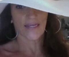 Mouth Magic MILF in NOLA 💋🍑 Satisfy Your Cravings 😘💦 - Image 12