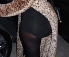 Hot & Wild Florida Goddess Awaiting 💋🔥🍑