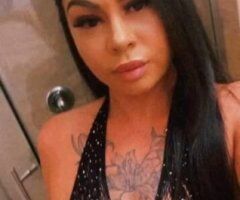 Busty Bombshell: Deep Desires & No Limits 💋🍒