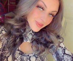 💋 Ogden's Green-Eyed Temptress Awaits You 🍑✨ - Image 10