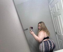 Thick & Juicy Delight in Monterey 🍑💋💦 - Image 4