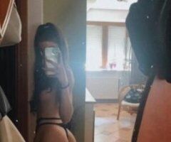 Pussy Pleasure Seeker 💋💦 Ready to Indulge 😘🍑 - Image 4