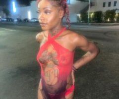 🍫 Petite Temptress Visits NOLA! 💋✨